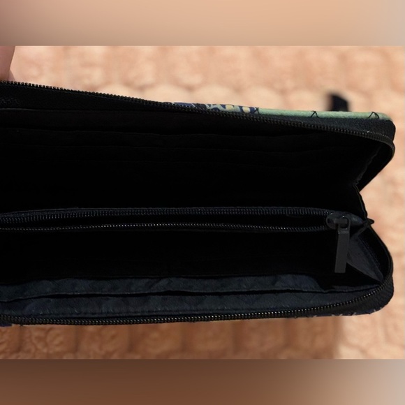 Vera Bradley Multicolor Floral Wallet - Picture 5 of 5